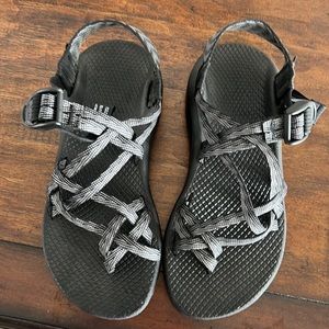 Women’s Chaco Z/ Cloud Z2—size 6. Worn twice. Smoke free/pet free home